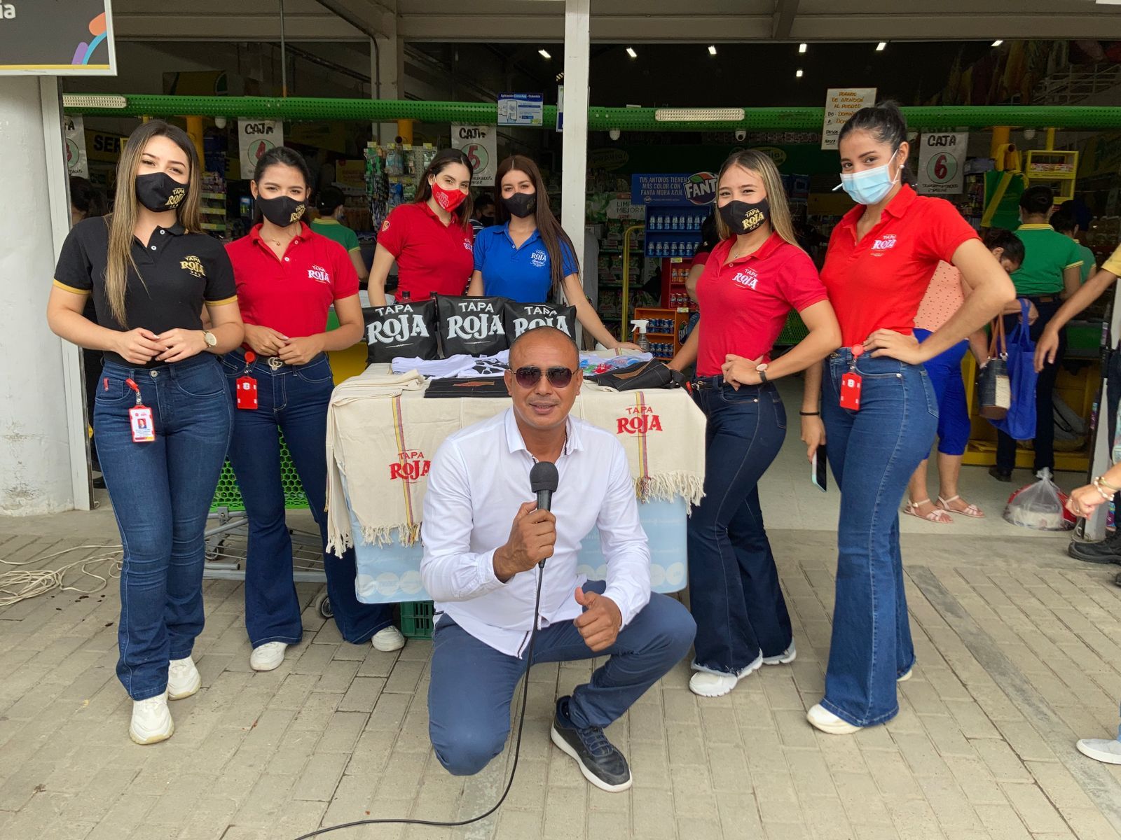 Aguardiente Tapa Roja se vincula a la gran toma de Supermercados popular